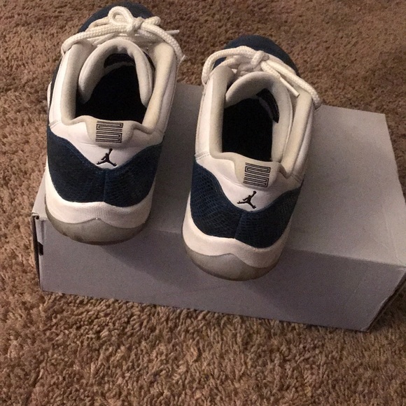 Jordan 11 low blue snakeskin - Picture 3 of 3